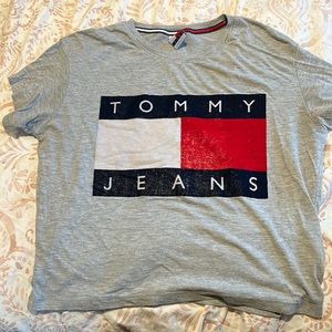 Tommy Hilfiger